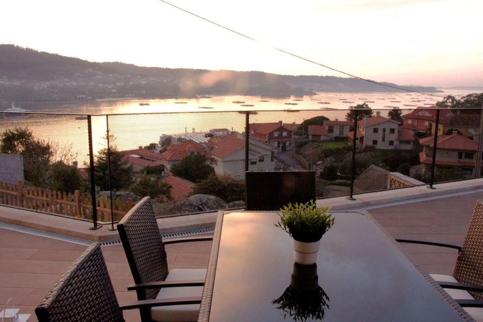 Apartamentos Mirador Ria de Aldán Esterno foto