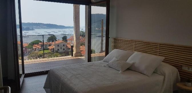 Apartamentos Mirador Ria de Aldán Esterno foto
